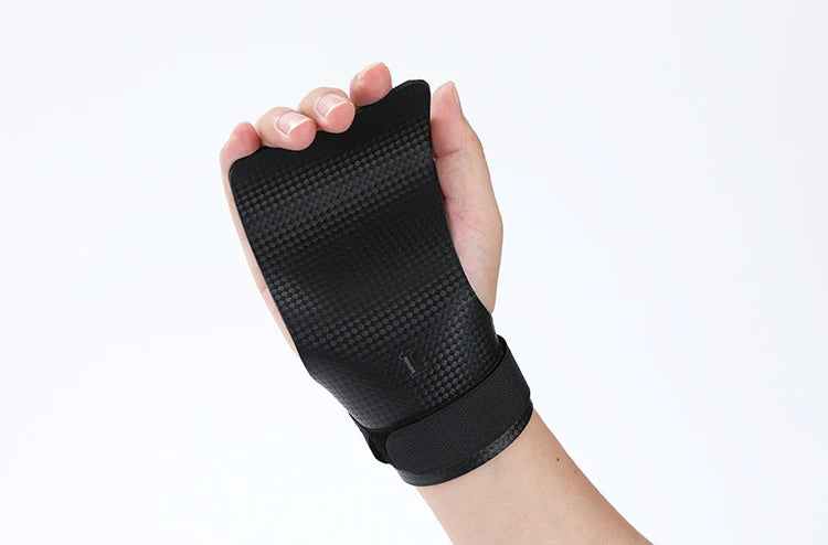 A Pair of Carbon No Finger Hole Hand Grips for Crossfit Pull Ups Cross Training Kettlebell Gymnastics Workout Palm Protector
