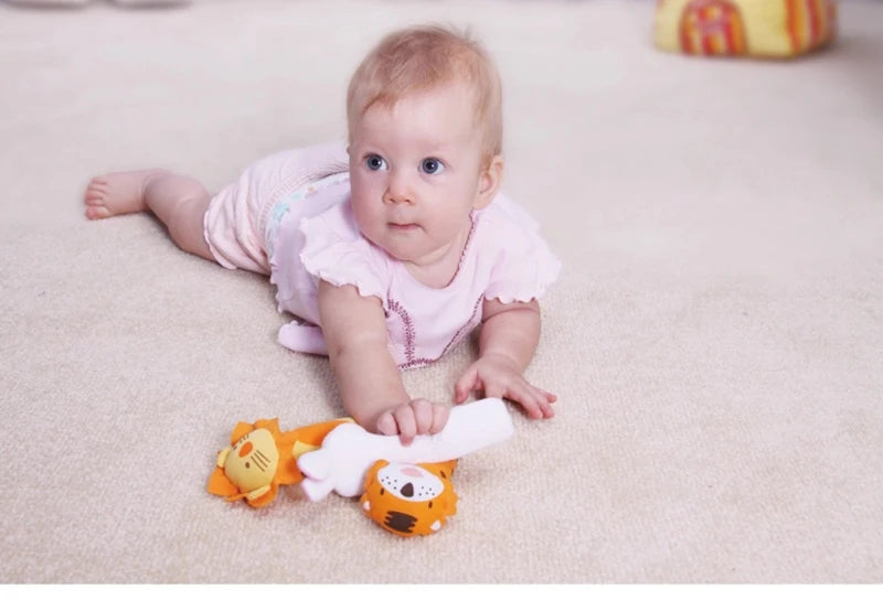 Baby Plush Rattle Cartoon Animals Crib Mobile Bed Bell Toys 0-12 Months Infant Toddler Early Educational Toy for Newborn Gifts