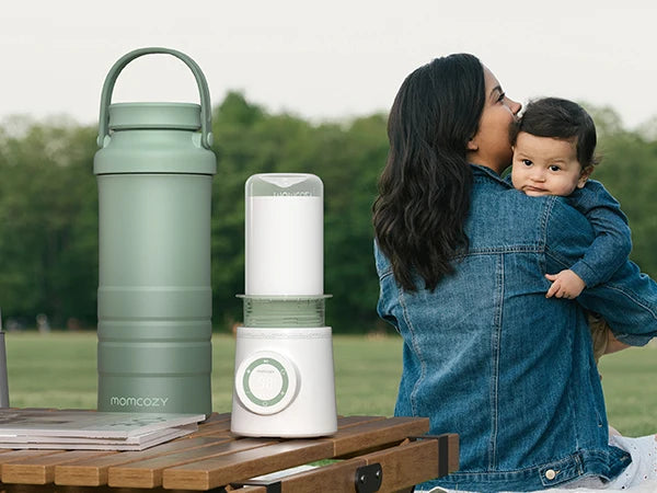 Momcozy 22oz Portable Breast Milk Cooler for Outdoor, 360°Total Cooling for 24Hours, Larger Capacity with 2pcs Baby Bottles