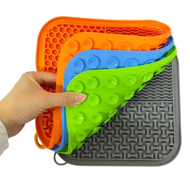 Cat Dog Slow Food Mat Pet Lick Silicone Mat Dog Feeder Supplies Suction Bowl Slow Food Mat Cats Dogs Feeding Supplies