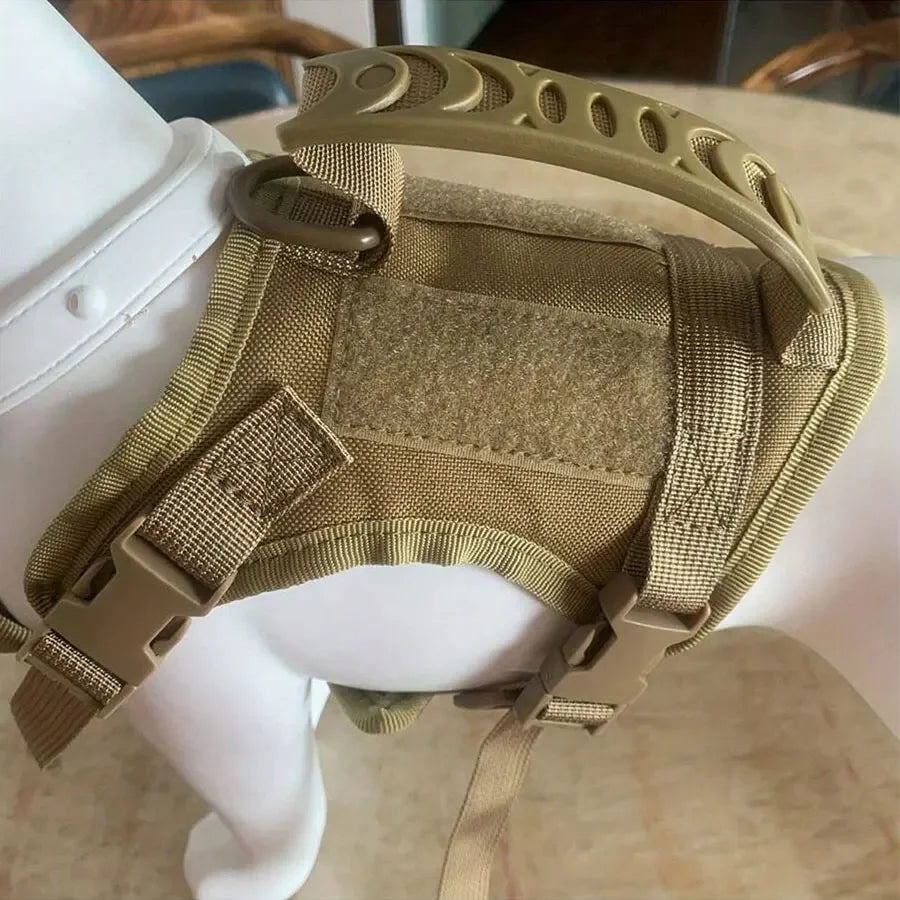 Outdoor Cat Vest Waterproof Cat Clothes Cat Chest Strap Special Vest for Walking Cats Can Be Adjusted