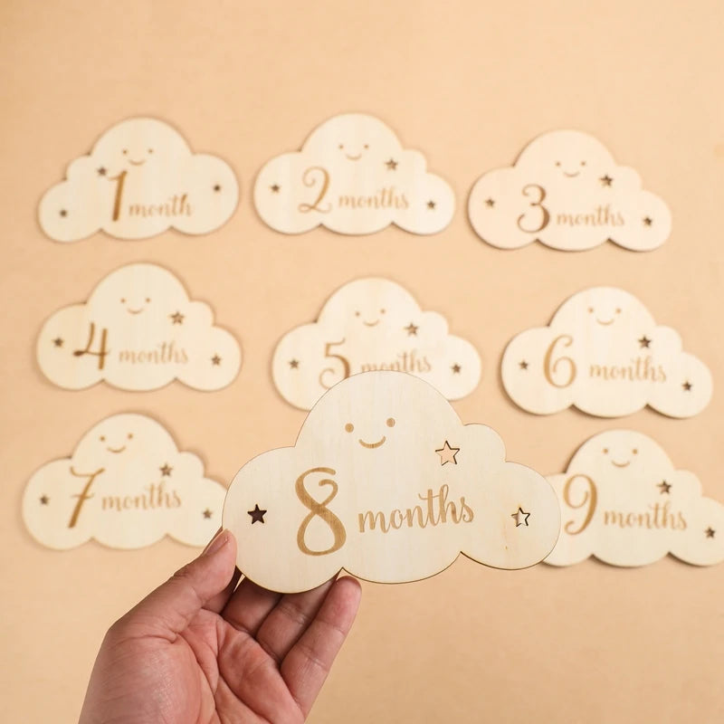 8pc/set Wooden Baby Milestone Card For Newborn Cute Cloud Shape Photography Props Accessories Month Cards Sticker Newborn Gifts