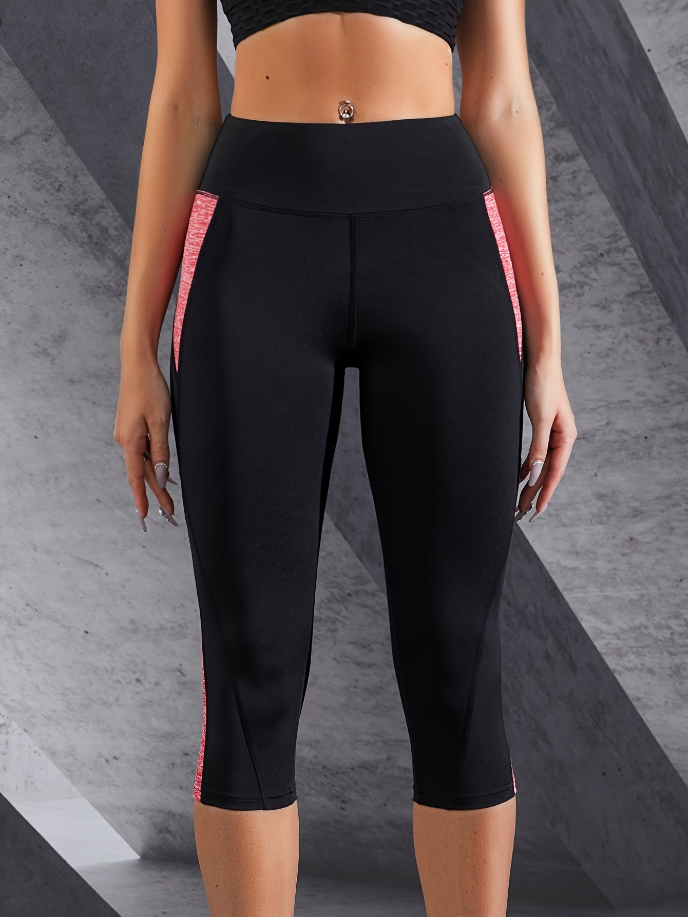 Women's Activewear: Contrast Color Yoga Sports Capri Leggings - Perfect for Workout & Exercise!