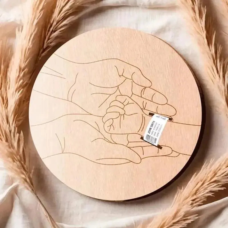 Wooden baby birth hospital bracelet commemorative plaque, circular carved newborn collection plaque Nova Trendz