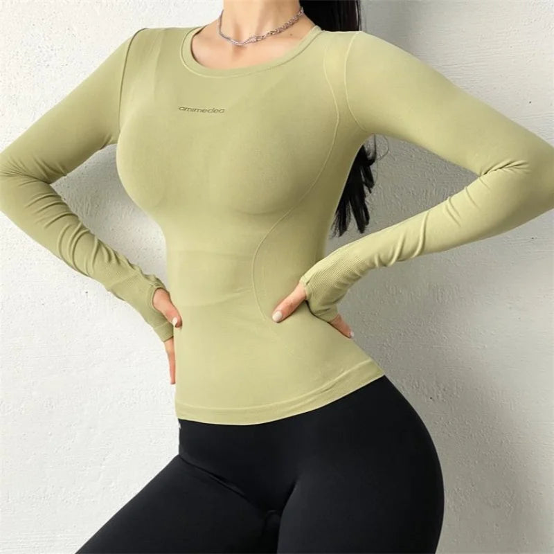 Women's Gym Long Sleeve Top, Letter Graphic Workout Shirt, Quick Dry Compression Wear for Running & Yoga Nova Trendz