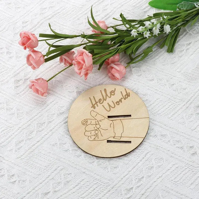 Wooden baby birth hospital bracelet commemorative plaque, circular carved newborn collection plaque Nova Trendz