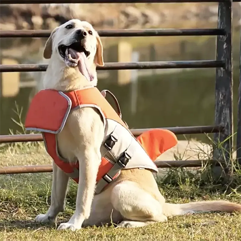 New Pet Swimming Life Jacket Shark Fin Shape Safety Vest for Dog in Summer Adjustable in Pool or Surfing Drifting Dog Life Vest - Nova Trendz