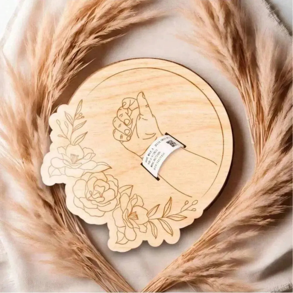 Wooden Baby Birth Bracelet Keepsake Plaque Engraved Disc Birth Sign Gift for New Parents Nova Trendz
