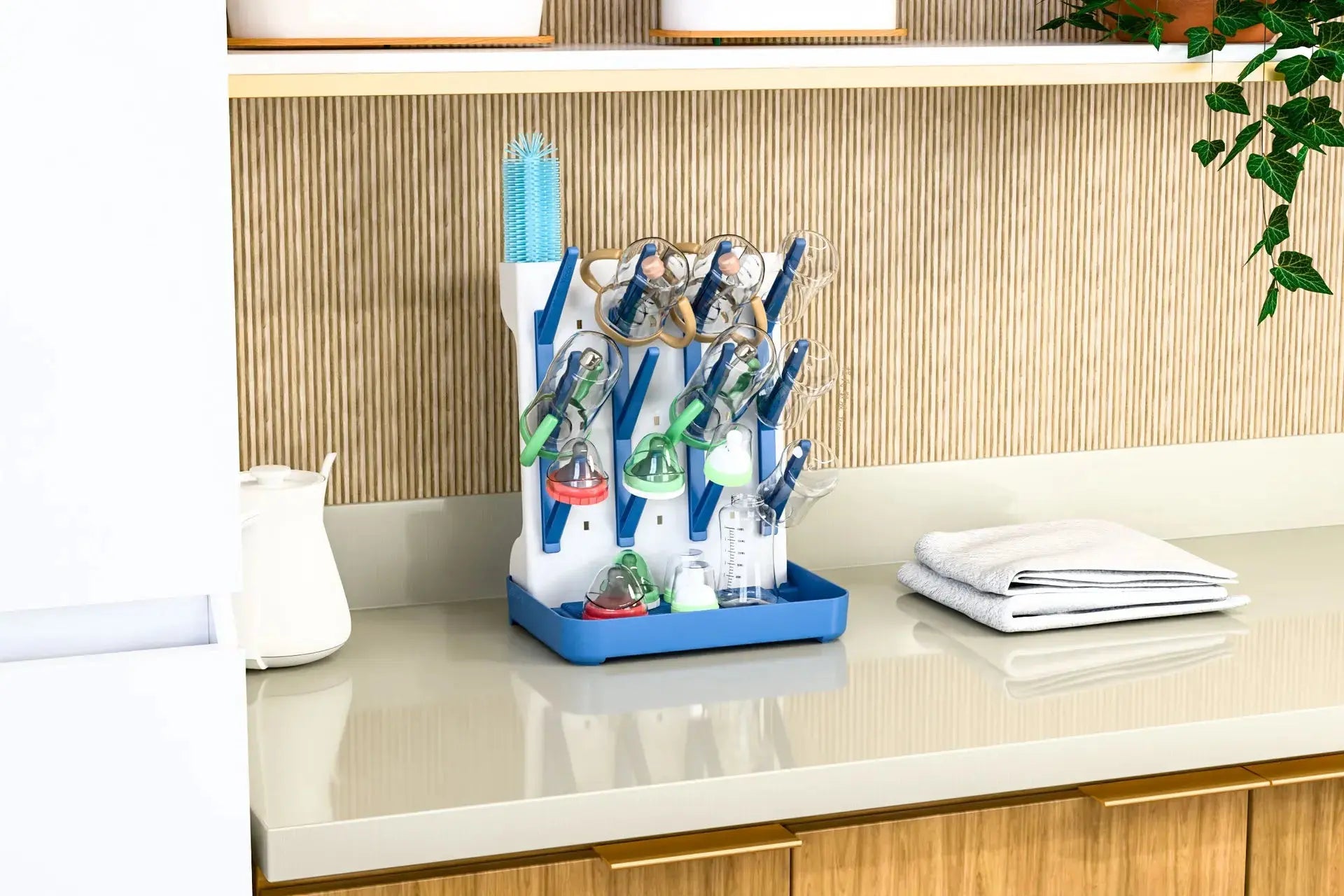 Baby Bottle Drying Rack Vertical Bottle Dryer Rack Holder Organizer Space Saving Standing Drying Rack for Baby Bottles and Cup Nova Trendz