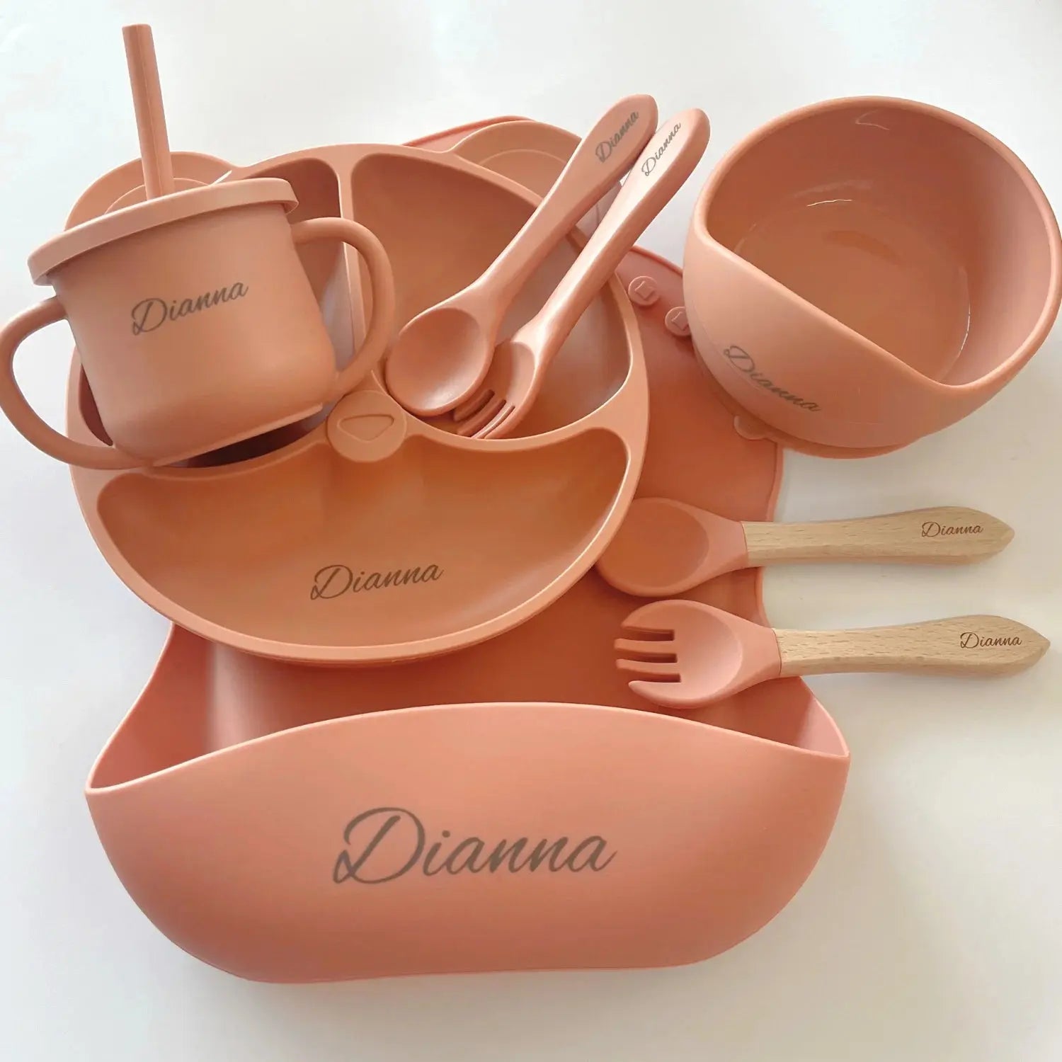 Customized Baby Silicone Feeding Set with Suction Cup Personalized Name Dish Divided Plate Bowl Spoon Cute Kid Eating Tableware Nova Trendz